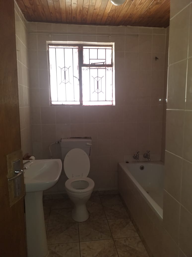 3 Bedroom Property for Sale in Roosheuwel North West